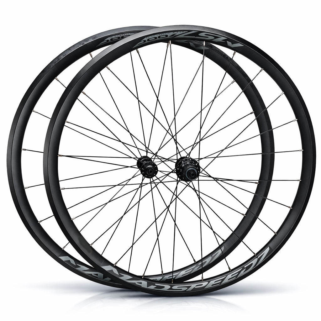 700c (ETRTO 622×17) Road Wheel Set – Rim Brake – QR – 8/9/10/11 Speed – Performance Hubs – Tubeless Compatible – 1700g
