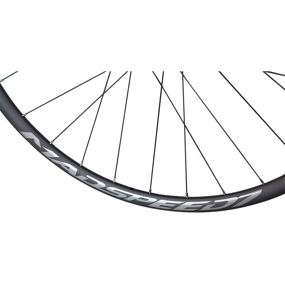 High End QR / Thru Axle 700c (ETRTO 622x21) Road Cyclocross Gravel Hybrid Bike DISC BRAKE Rear Wheel 8/9/10/11 Speed - Lightweight 935g