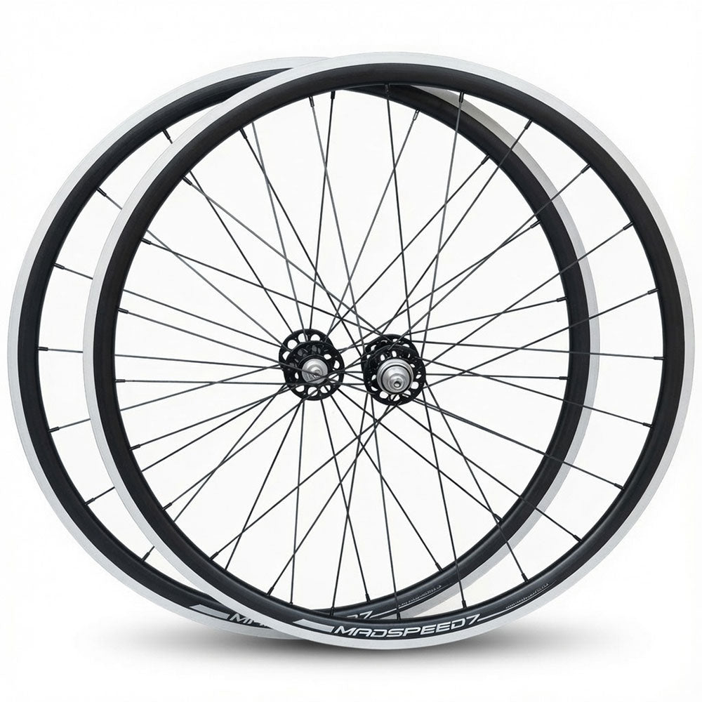 700c Fixie / Fixed / Single Speed Wheelset – Bolt-On Axle – Rim Brake – 15mm Inner Rim – Tubeless Compatible – Carbon Flip-Flop Hub – Pillar Aero Butted Spokes – 1645g