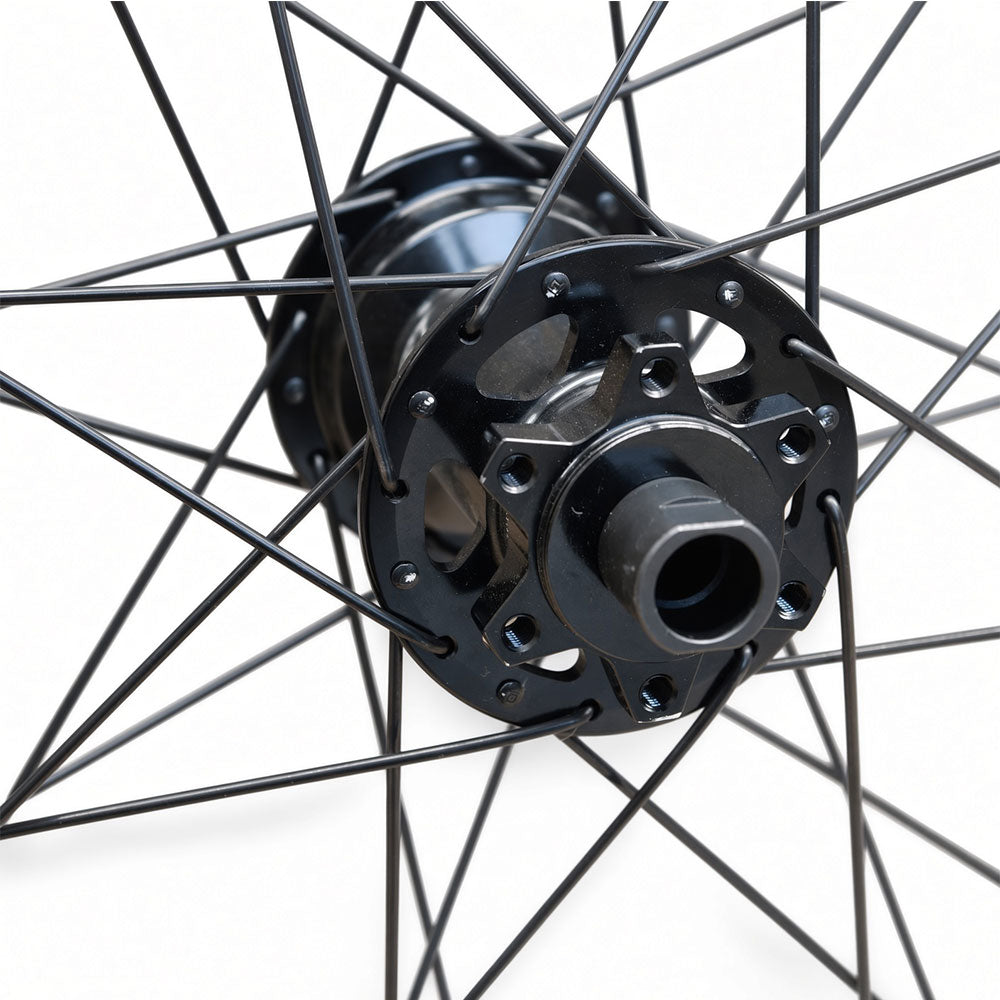 27.5” 650B Downhill Rear Wheel – 12×150–157 Super Boost – 6-Bolt Disc – 30mm Inner Rim – Tubeless Compatible – Heavy-Duty Rim