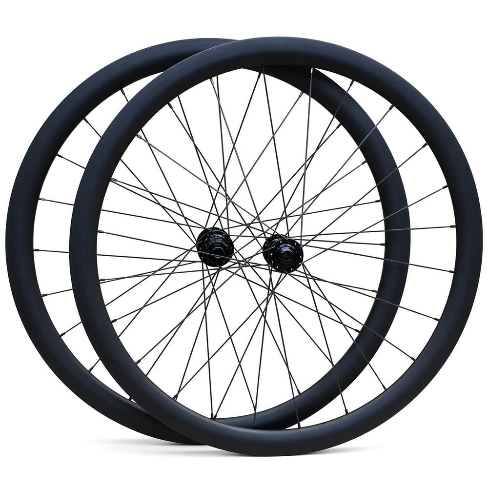 700c Road Wheelset – Thru Axle – Center Lock Disc – 19mm Inner Rim – Tubeless Compatible – 8–12 Speed – HG / XDR – 1680g