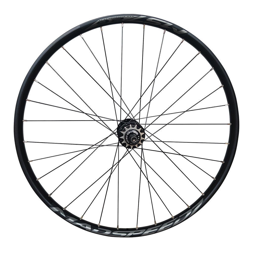 26” (ETRTO 559×25) MTB / Dirt Jump Rear Wheel – 6-Bolt Disc – 10×135mm Bolt-On Axle – Single Speed – Performance Hubs – Tubeless Compatible – DT Swiss Spokes