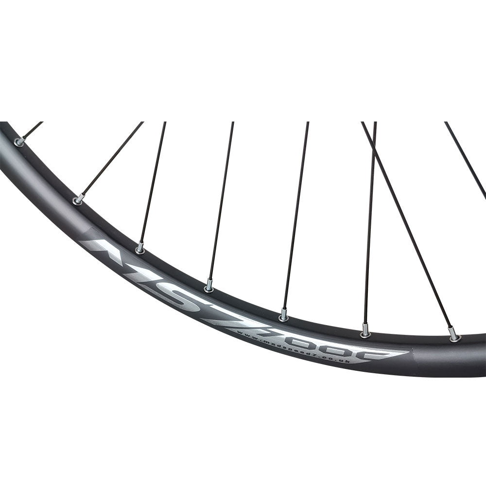 700c 28” (ETRTO 622×20) Hybrid / Gravel / Cyclocross Front Wheel – 6-Bolt Disc – QR