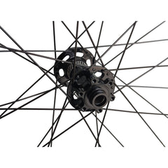 27.5” 650B (ETRTO 584×30) MTB Front Wheel – 6-Bolt Disc – 15×110mm Thru Axle – Performance Hubs – Tubeless Compatible